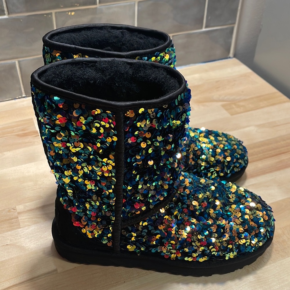 Worn once 100 💯 authentic Uggs sparkly sequins orange, blue etc